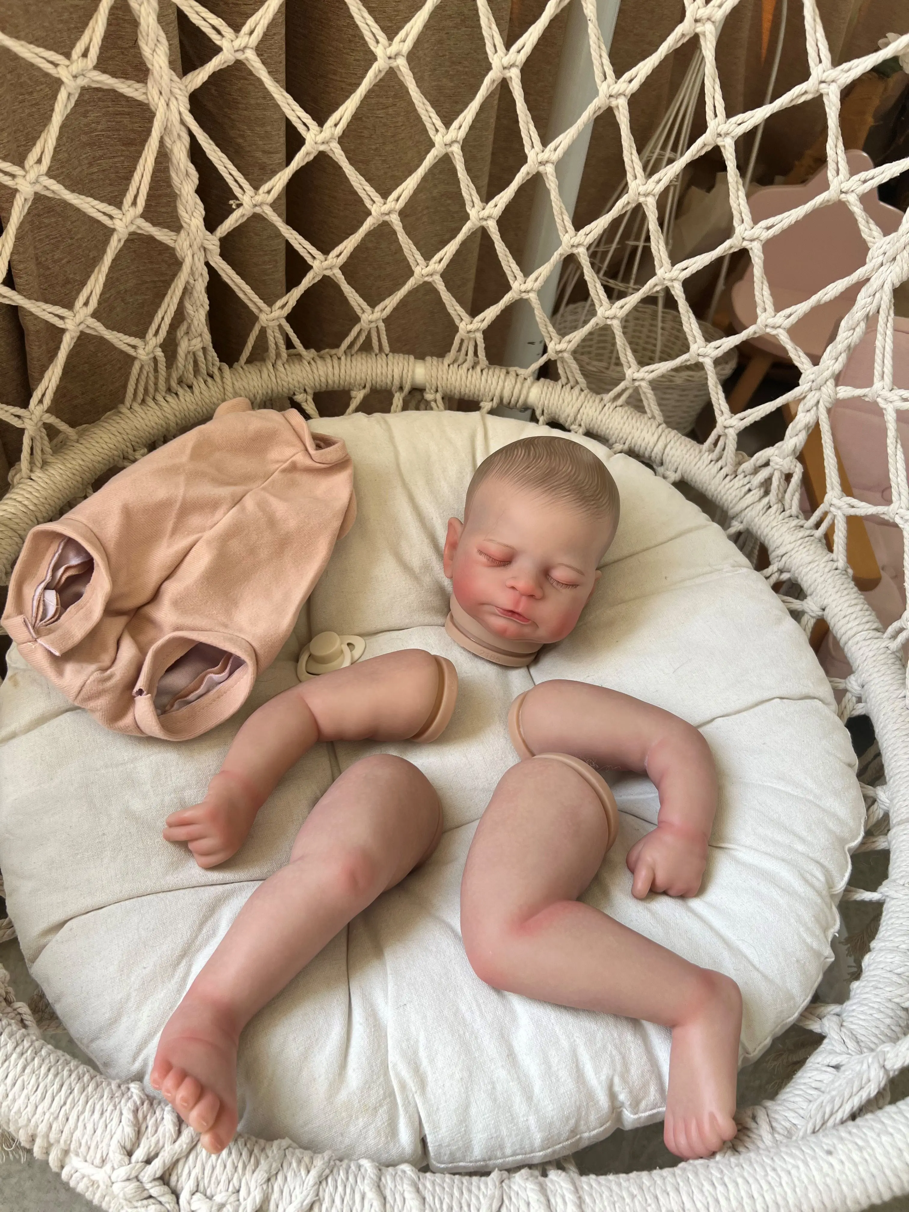 

21inch Reborn Doll Kit Soft Touch Unfinished Already Painted Doll Parts Fresh Color DIY Blank Doll Kit Gift for Kids