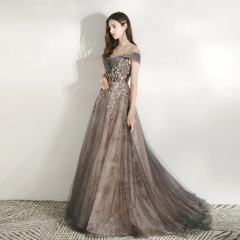 Luxury Prom Dress Off Shoulder A-Line Beading Exquisite Sequins Illusion Scoop Neck Gray Spray Gold Tulle Ceremony Evening Gowns