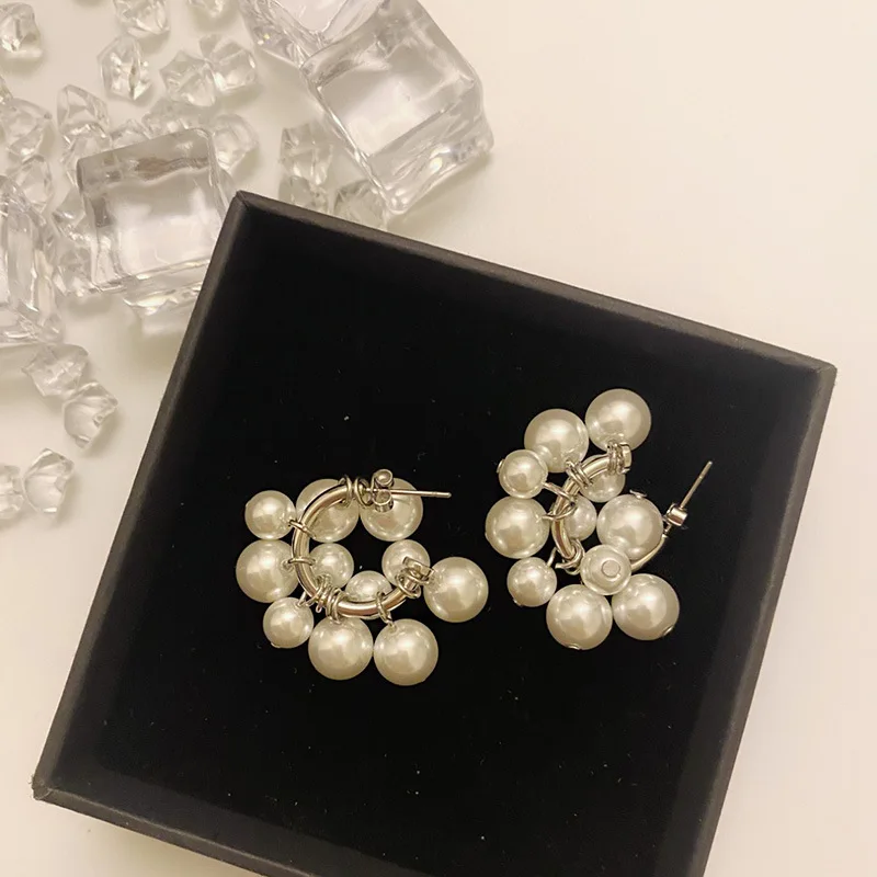 

Sweet Retro Korean Design C-shaped Circle Imitation Pearl Earring Female 2022 New Stud Earrings for Women