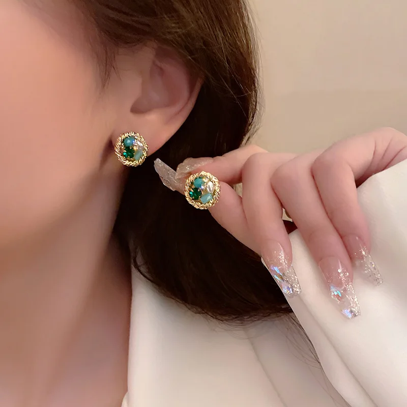 

New Fashion Charm Green Luxury Earring For Women Exquisite Shiny Round Circle Earrings Korean Jewelry Party Christmas Gift