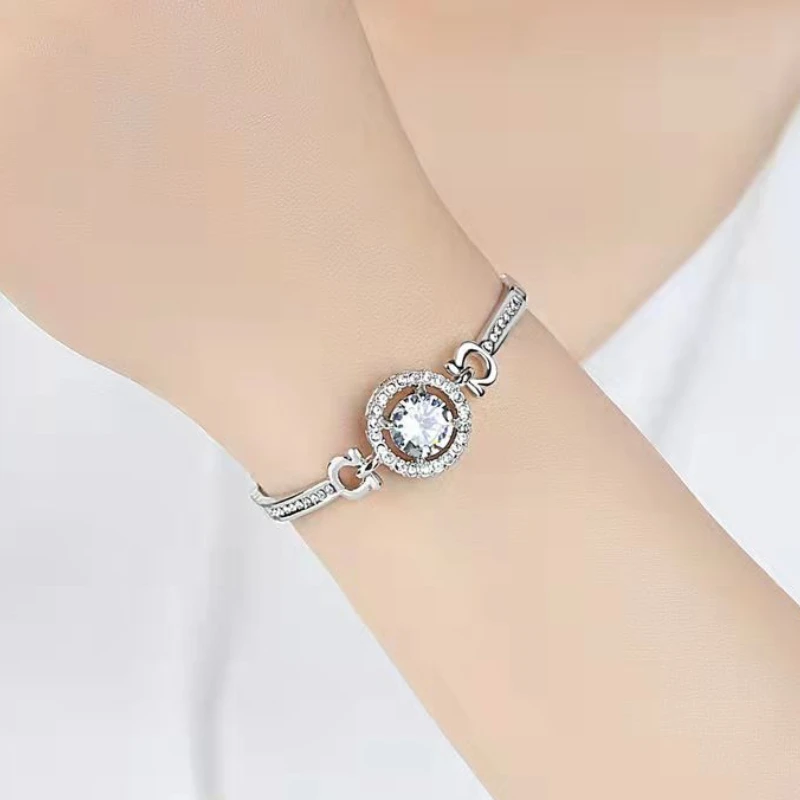

Luxury Rhinestone Bracelets Fashion Gold Silver Color Charm Bangle Hand Chain for Women Men Fashion Jewelry Accessories Gifts