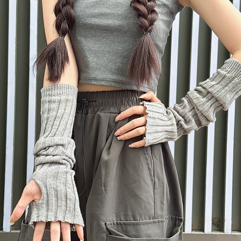 Рисунок 4 - Вязаные перчатки Y2k для девочек