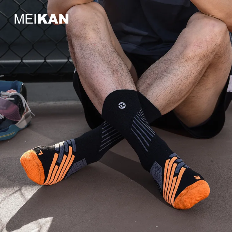 Elite Professional Men's Sports Socks for Basketball Quick Dry Breathable Cushioning Marathon Running Socks Climbing Fitness