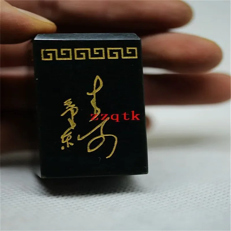 Изысканная китайская натуральная статуя из нефрита и Тянь Юй ручной работы с