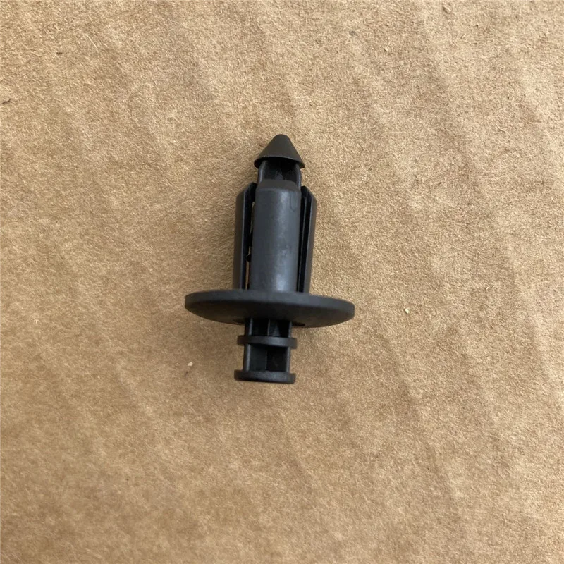 

For Volvo S60 S90 V60 V90CC XC40 XC60 XC90 Original Front and Rear Security Card Expansion Buckle