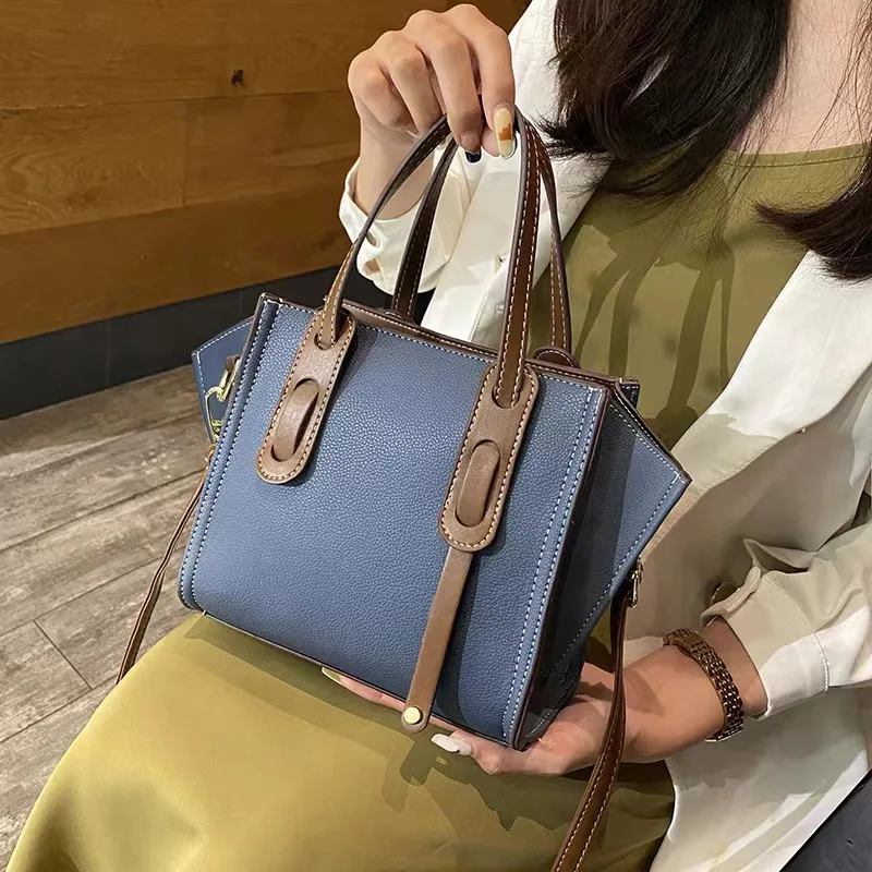 Retro women's bag Light luxury handbag retro texture shoulder bag niche crossbody bag