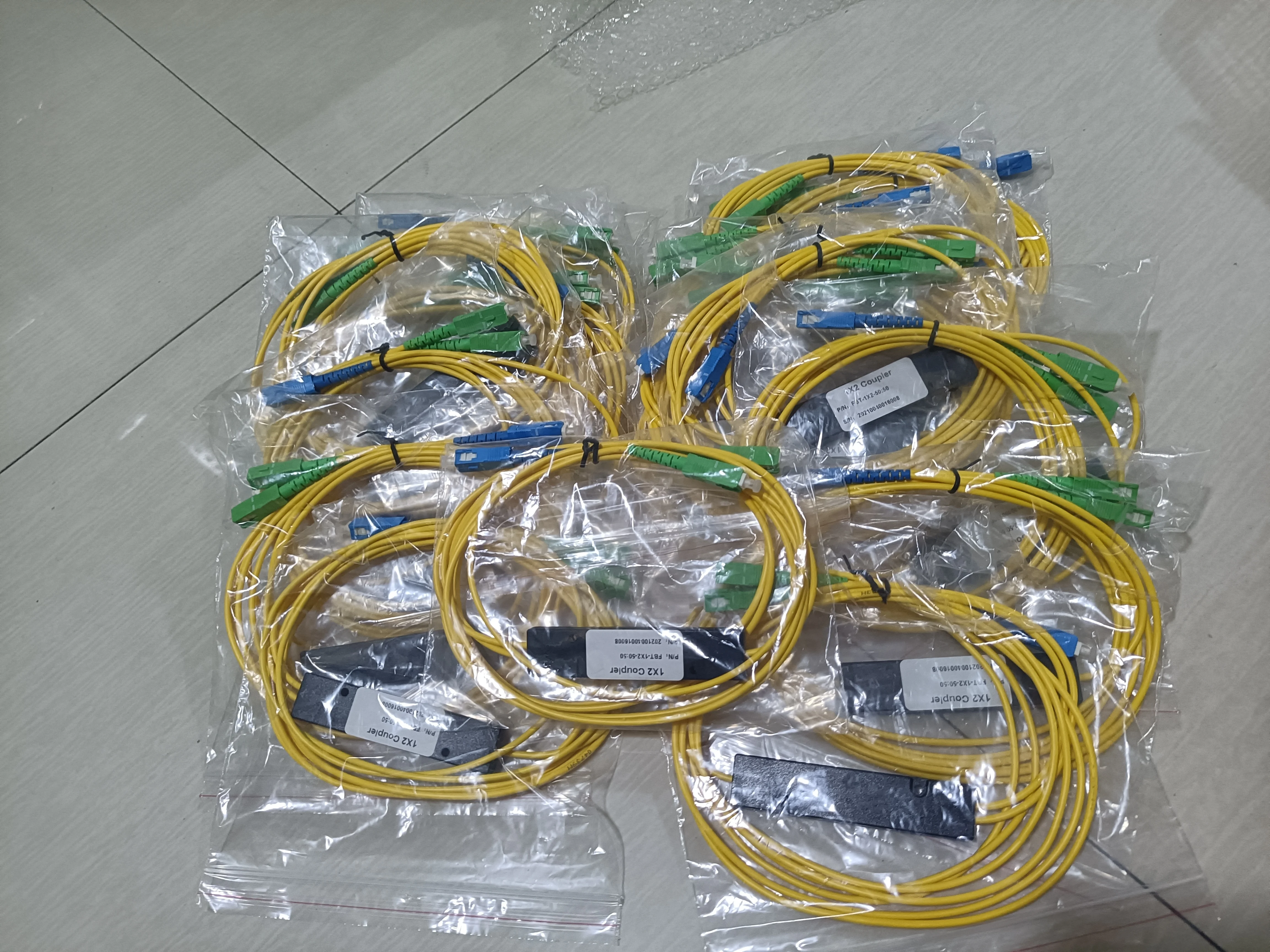 10 шт./лот 1X2 SC/UPC SC/APC PLC одномодовый волоконно-оптический сплиттер FTTH производитель