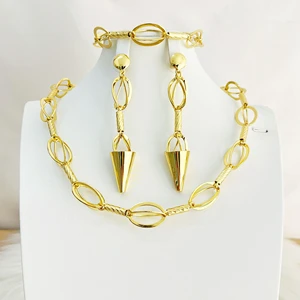 Gold Colour Plated Necklace Earring Set Beautiful Fashion Trend Sweet Romantic Party Wedding