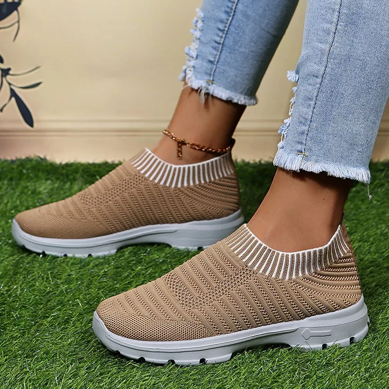 

2022 Spring Ladies Breathable Sneakers New Knitted Fabric Ladies Comfortable Loafers Outdoor Running Sports Walking Flats 1