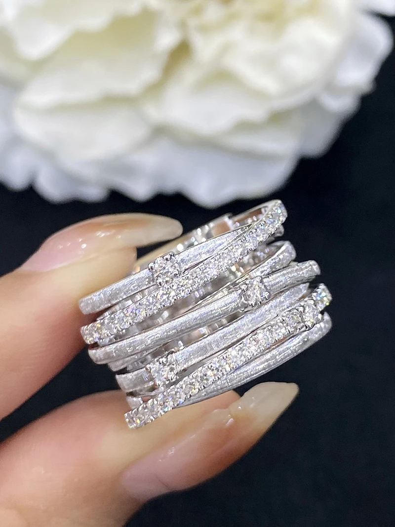 Рисунок 6 - Кольца LUOWEND из белого золота 18 карат