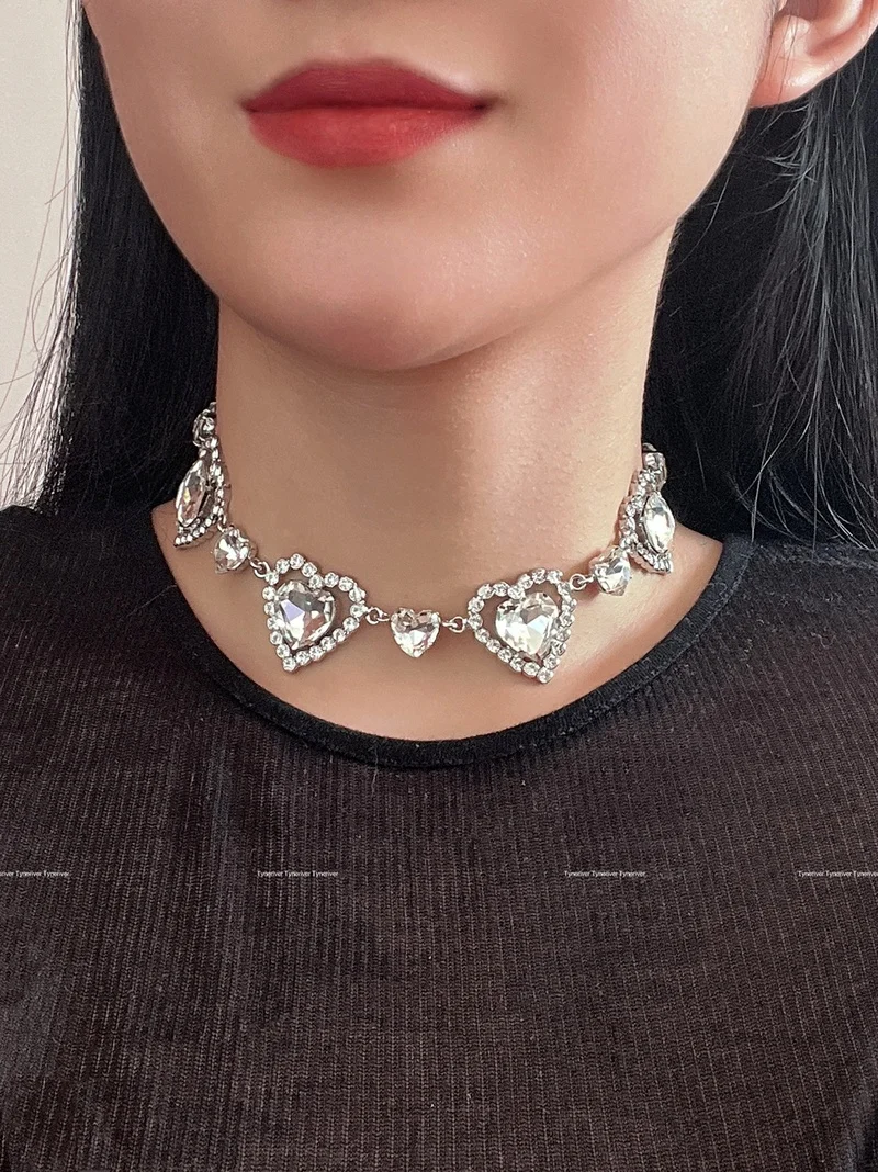 

Timeless Wonder Shiny Zirconia Heart Choker Necklace for Women Designer Jewelry Gothic Party Ins Runway Luxury Brand Rare 4074