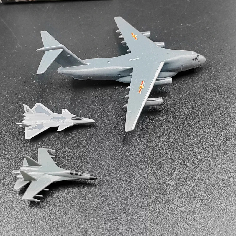 Фото 1 комплект, модель самолета, масштаб 1/700, транспортировочный самолет Y-20 J-15 J-16, корабельный истребитель, маленький военный боевой самолет, орнамент №1