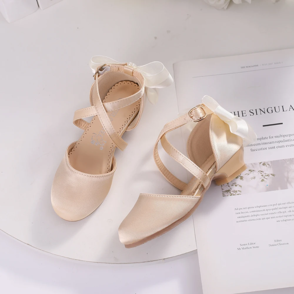 Туфли принцессы на высоком каблуке для девочек модные атласные сандалии с