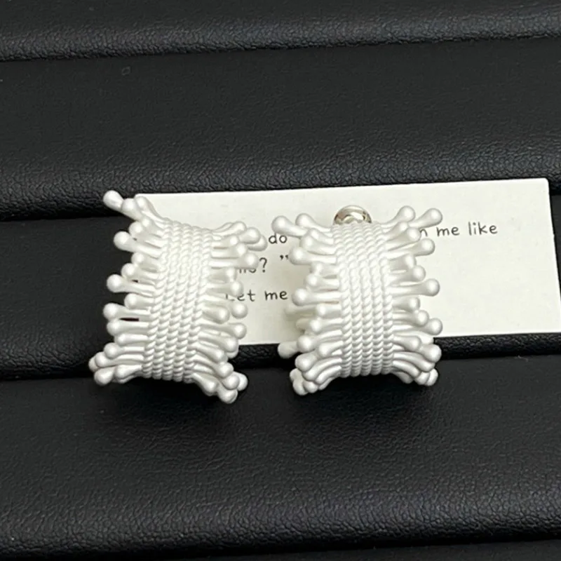 Ювелирные изделия Bobokiki Европейская и американская мода C-образная Титановая