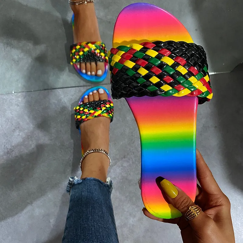 

Summer New Women's Slippers Fashion Colored plaid Flat Sandals Outdoor Shoes Big yards weave color beach shoes