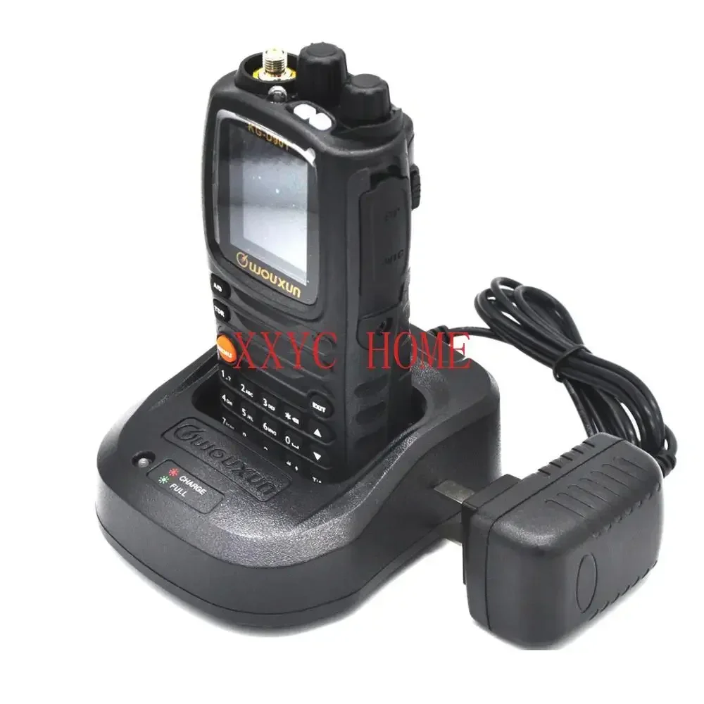 Оригинальное настольное зарядное устройство для радио