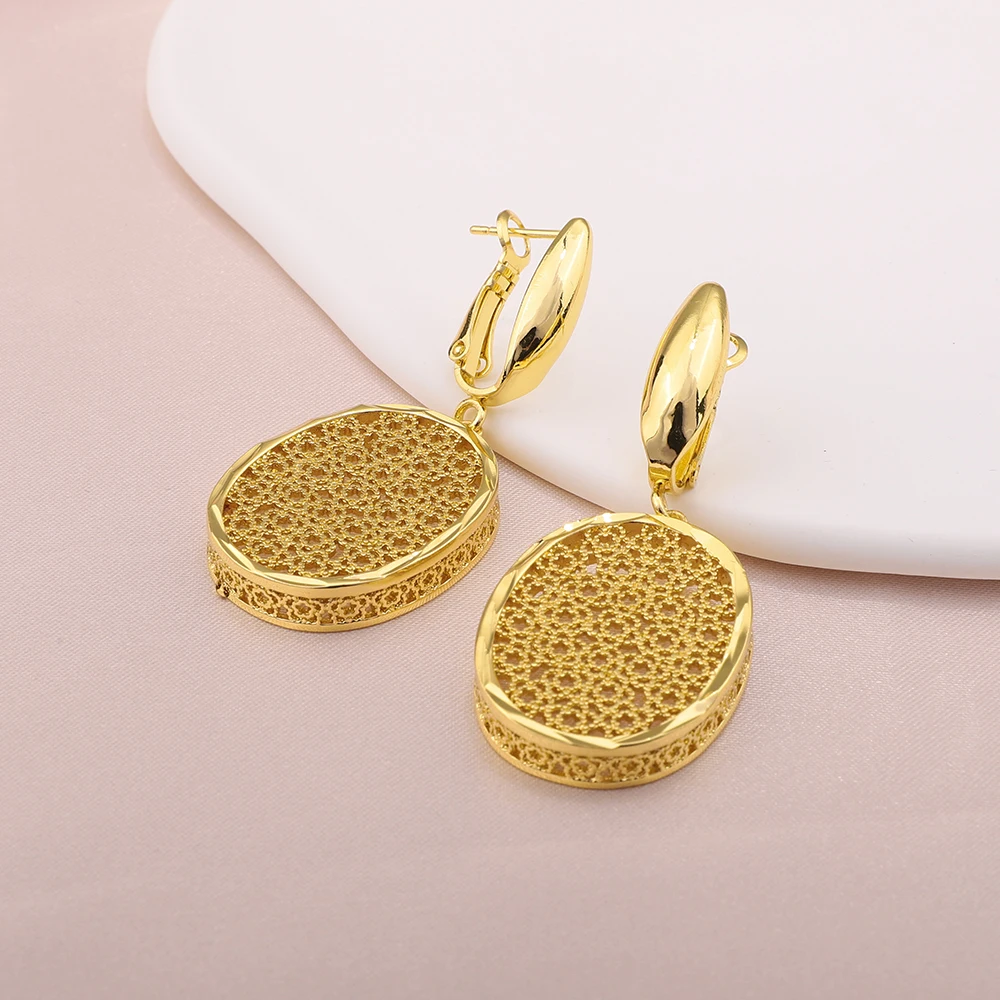 Ожерелье и серьги с овальным полым узором 24 к