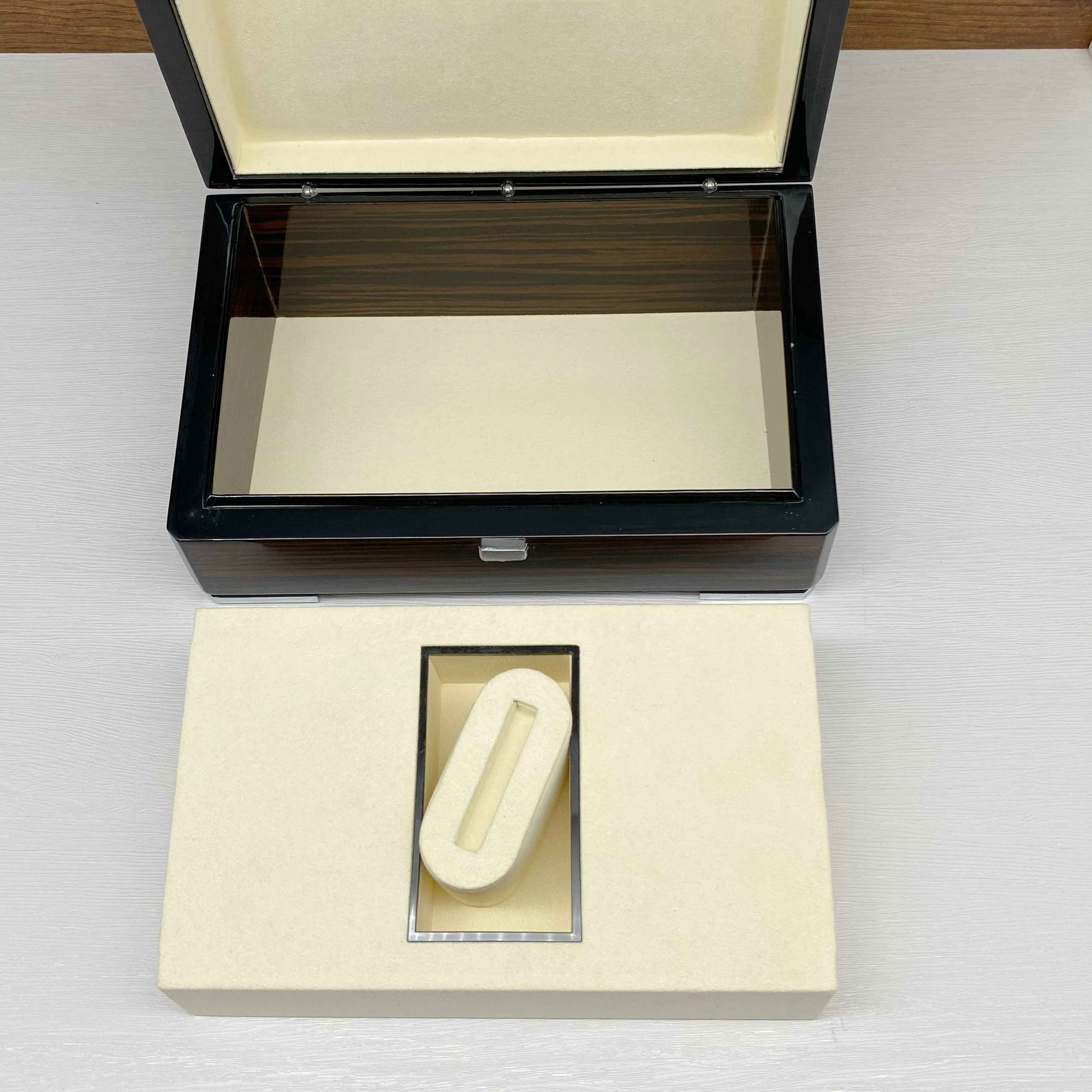 Factory Supplier Brown with Original PP Wooden Watch Box Luxury Brand with Papers Card Can Customization AAA Watche