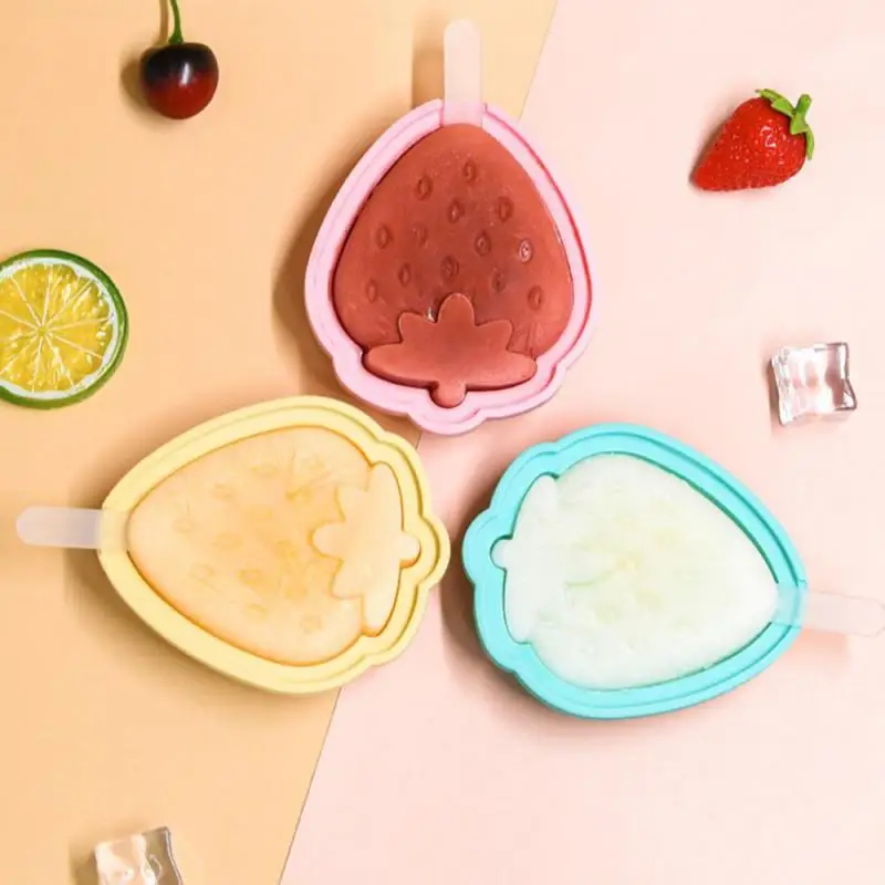 

2PCS Creative Ice Cream Cake Mold Fruit Strawberry Ice Lolly Strawberry Fruit Ice Lolly Home Cartoon DIY Silicone Mold