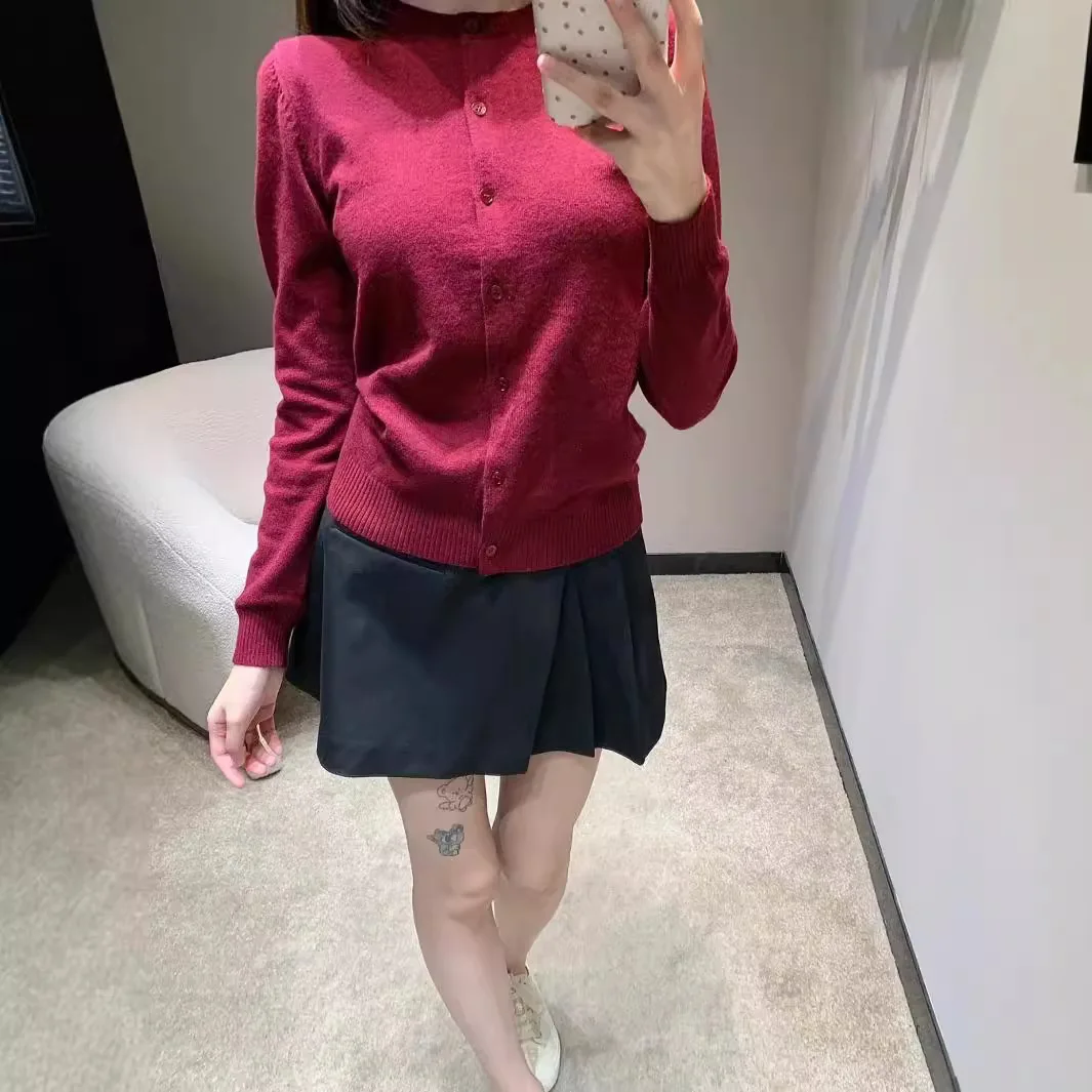 High Def M Wool-Blend Knit Short Sleeves Jacquard Top For Early Autumn 2024 Stock Available