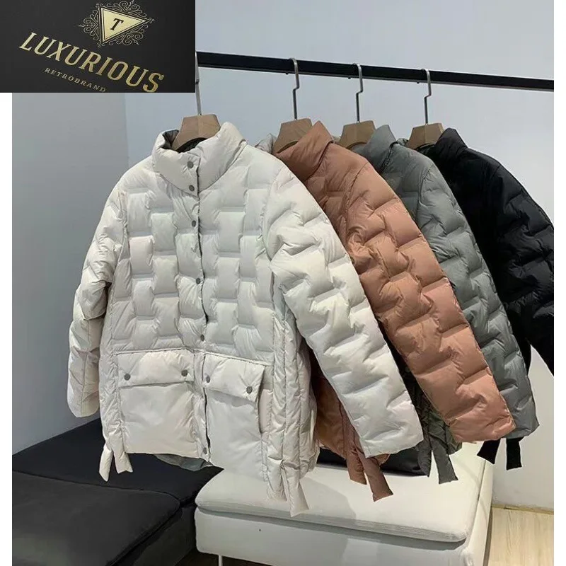 

Женский короткий пуховик на резиновой подкладке, Осень-зима 2024, новая маленькая модная свободная теплая куртка на белом утином пуху