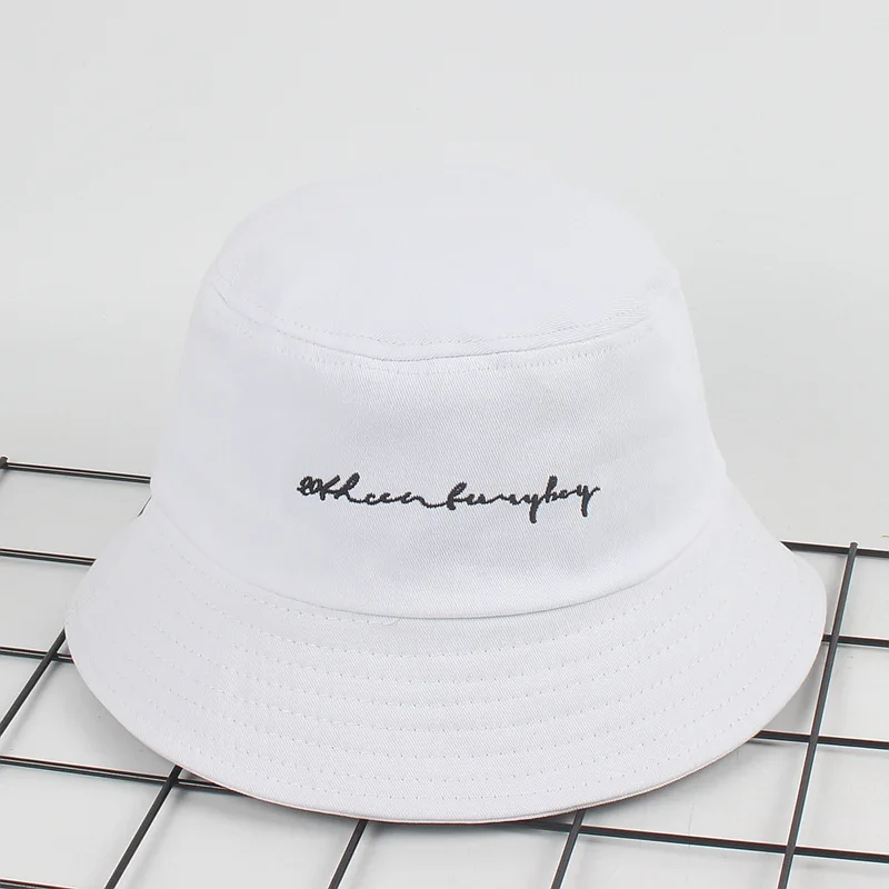 Рисунок 6 - Панама с вышитыми буквами для мужчин и женщин