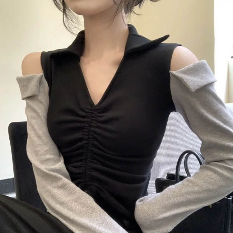 Женская футболка с открытыми плечами V-образным вырезом и длинным рукавом