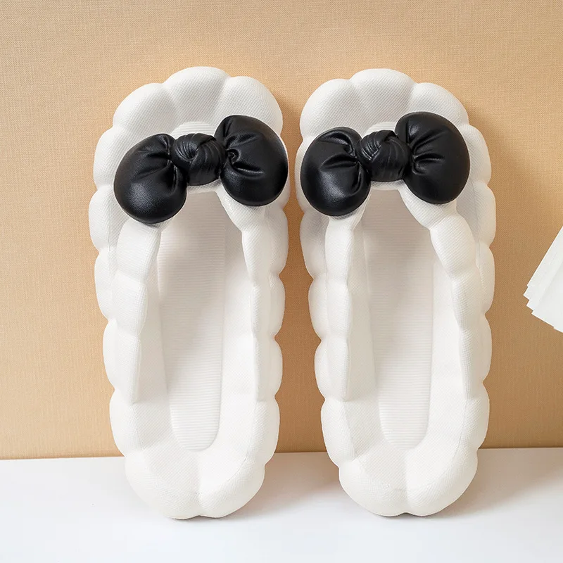 Fashion Butterfly-knot Decorative Flip Flop Women's Slides  Fashion Platform Soft Non-Slip Sandals New Indoor Bathroom Slippers