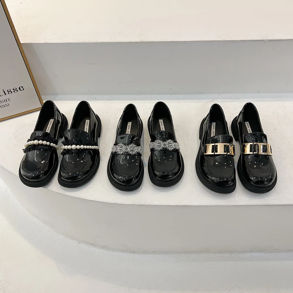 

British Small Leather Shoes Women's 2022 Spring New Retro Lightweight Single Shoes Fashion Black Commuter Work Women's Shoes