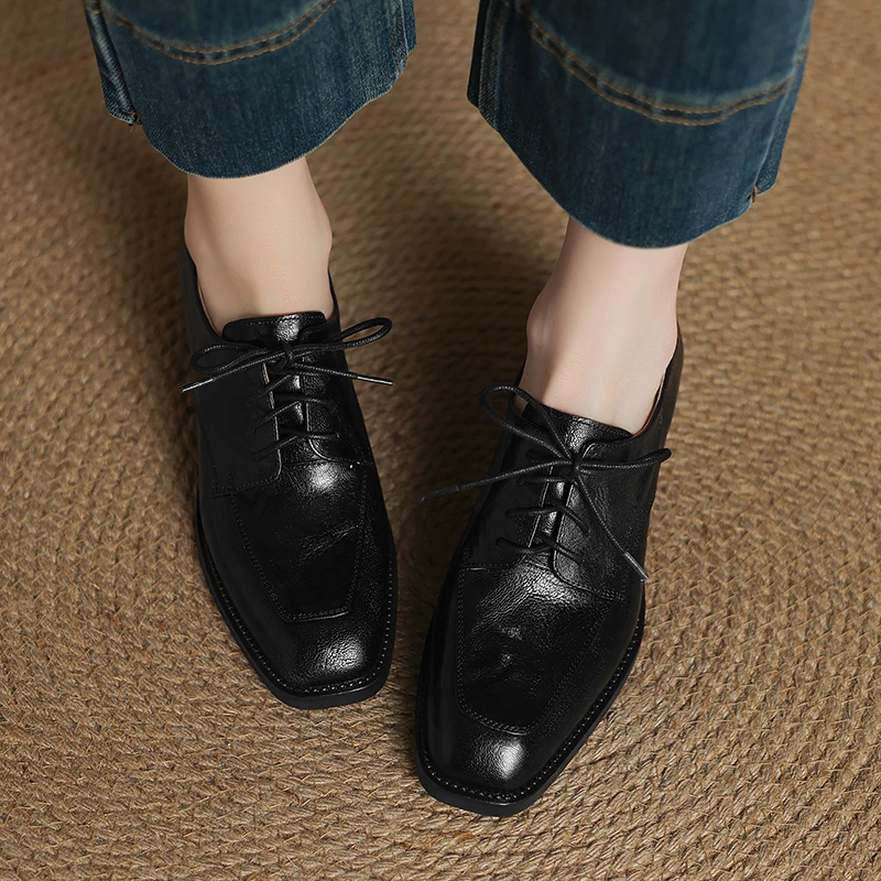 Женские туфли дерби с квадратным носком на шнуровке из натуральной кожи