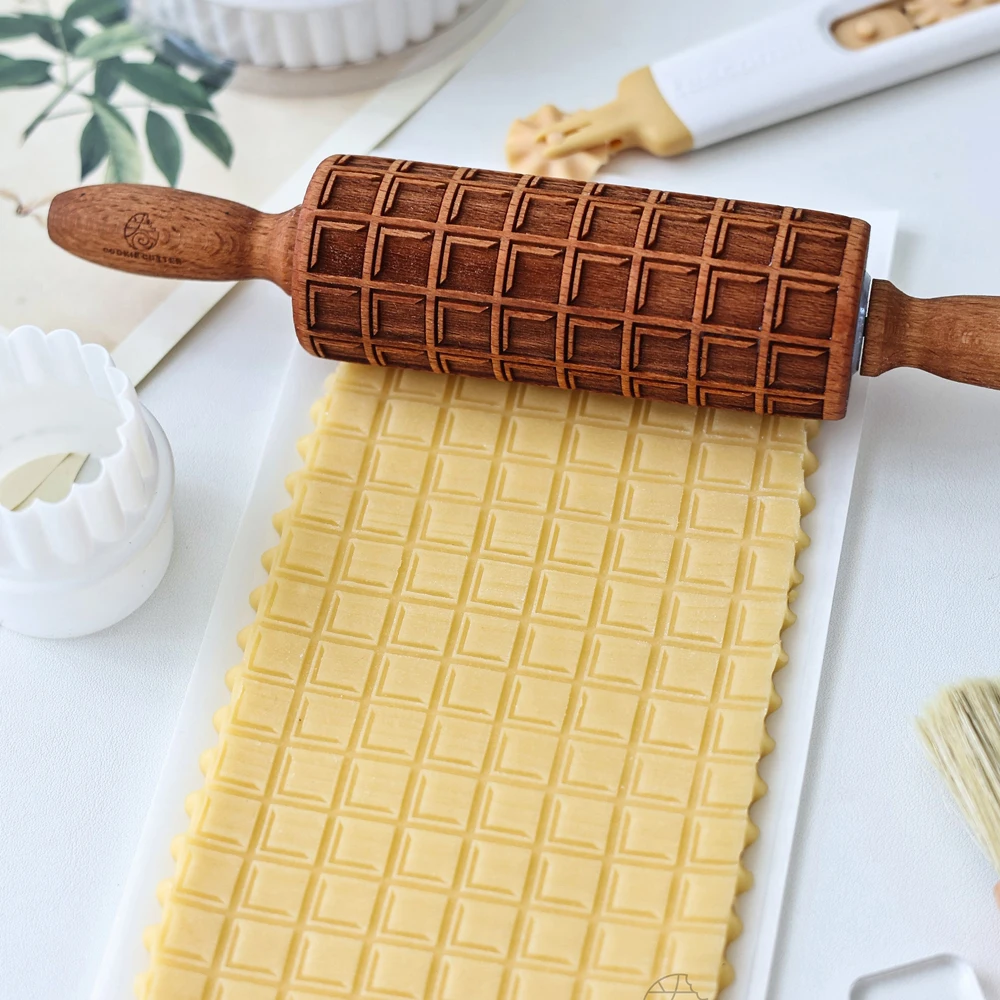 

Chocolate Pattern Rolling Pin Wooden Rolling Embossing Baking Cookie Fondant Cake Patterned Roller Handpress Biscuit Mold