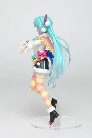 TAITO Hatsune Miku Зимняя версия Фигурка