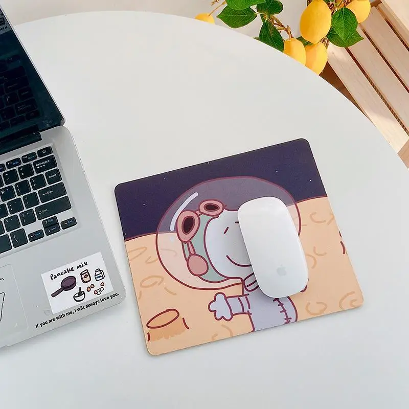 

Snoopy Mouse Pad Ins Style Snoopy Charlie Cartoon Mouse Pad Printed Small Table Pad Girl Heart Non-Slip Cup Coaster