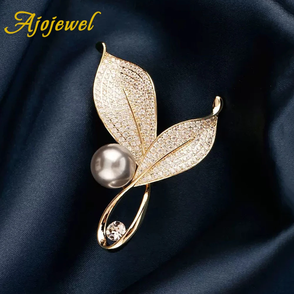 

Ajojewel 2023 New Golden Leaves Brooch Rhinestone Corsage Suit Pin Pearl Jewelry Wholesale Fashion Gifts Broche De Perlas