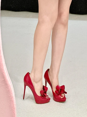 Вальда Бичкуте жалаңаш сурет