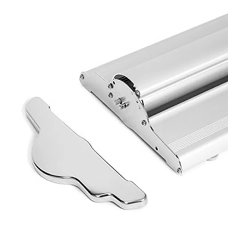 Ролл-ап стенд DD размером 85 x 200 см с ретракционным механизмом, печатными индивидуальными баннерами, алюминиевой конструкцией для рекламы, праздников и свадеб.