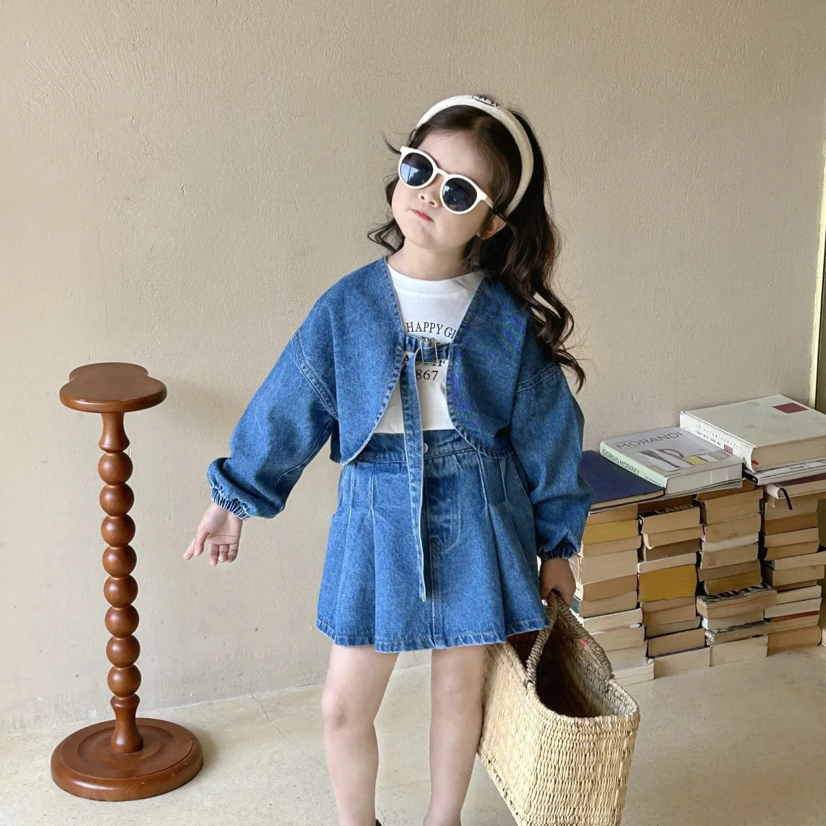 Одежда для детей новинка весны 2024 Корейская версия короткая куртка-шаль в стиле