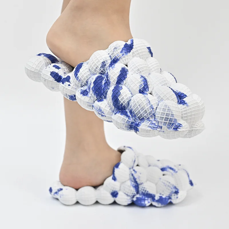 

New Fashion Women Fashion Peanut Closed Toe Color Slippers Couple Bath Non-Slip Thick Bottom Comfortable Beach Sandals Plus Size