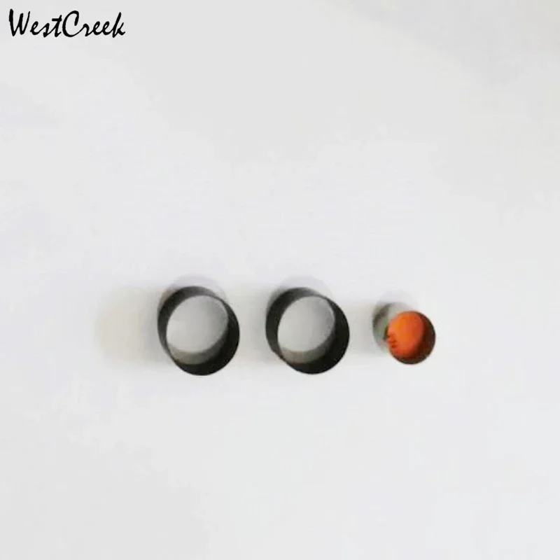 Многоразмерные формы для экспериментального пробойного аккумуляторного