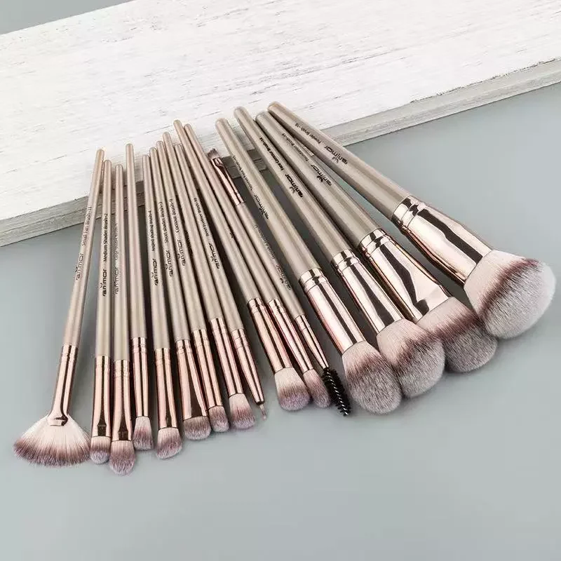 

NEW2023 Professional Makeup Brushes Set Black Brush Foundation&Powder&Blush Fiber Brushes Face Lip Eyeshadow Brushes Bea