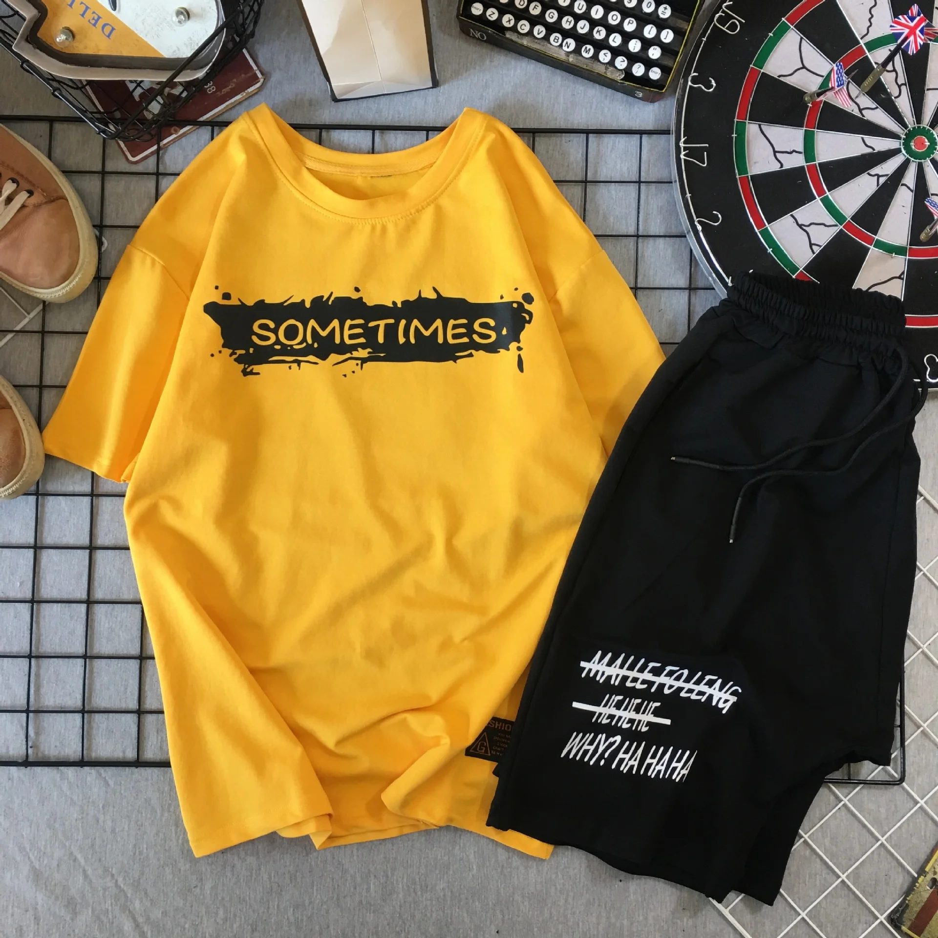 Костюм спортивный мужской с принтом футболка и шорты повседневный комплект