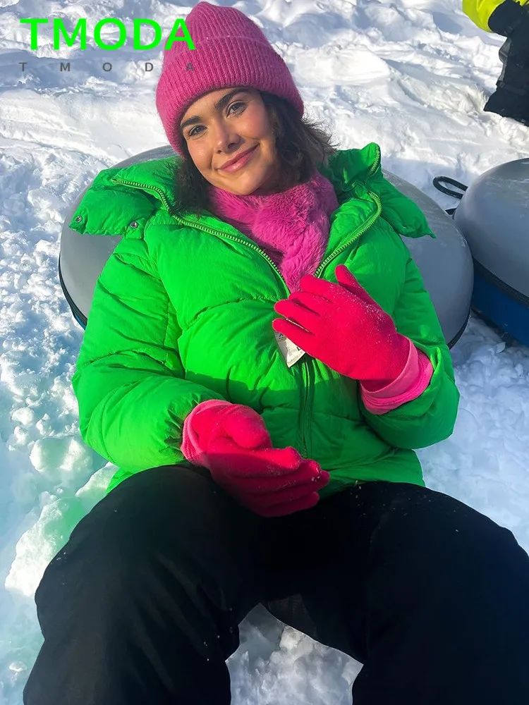 Парка женская зимняя на молнии с хлопковой подкладкой и капюшоном | Женская