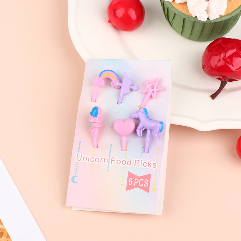 

New Kids Food Fruit Fork Unicorn Trojan Cartoon Bento Box Decorative Fork Cake Dessert Fork Mini Toothpick Pastry Party Supplies