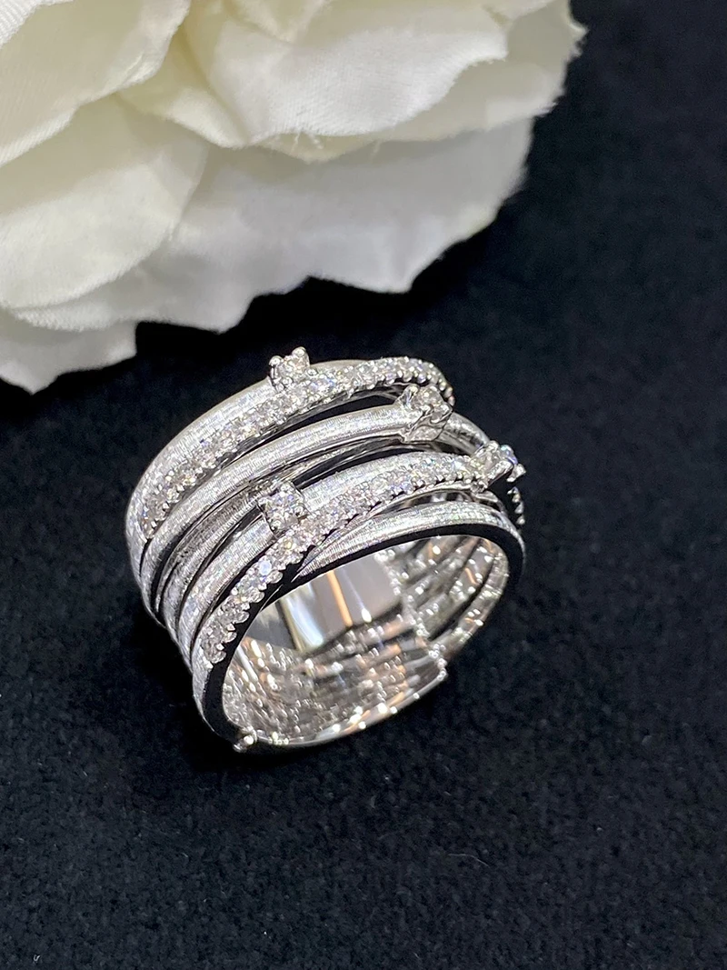 Рисунок 4 - Кольца LUOWEND из белого золота 18 карат