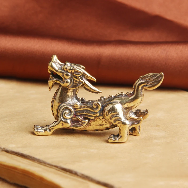 

1PC Antique Copper Chinese Mythical Beast Pixiu Miniature Figurines Ornaments Brass Lucky Animal Qi Lin Desktop Decorations