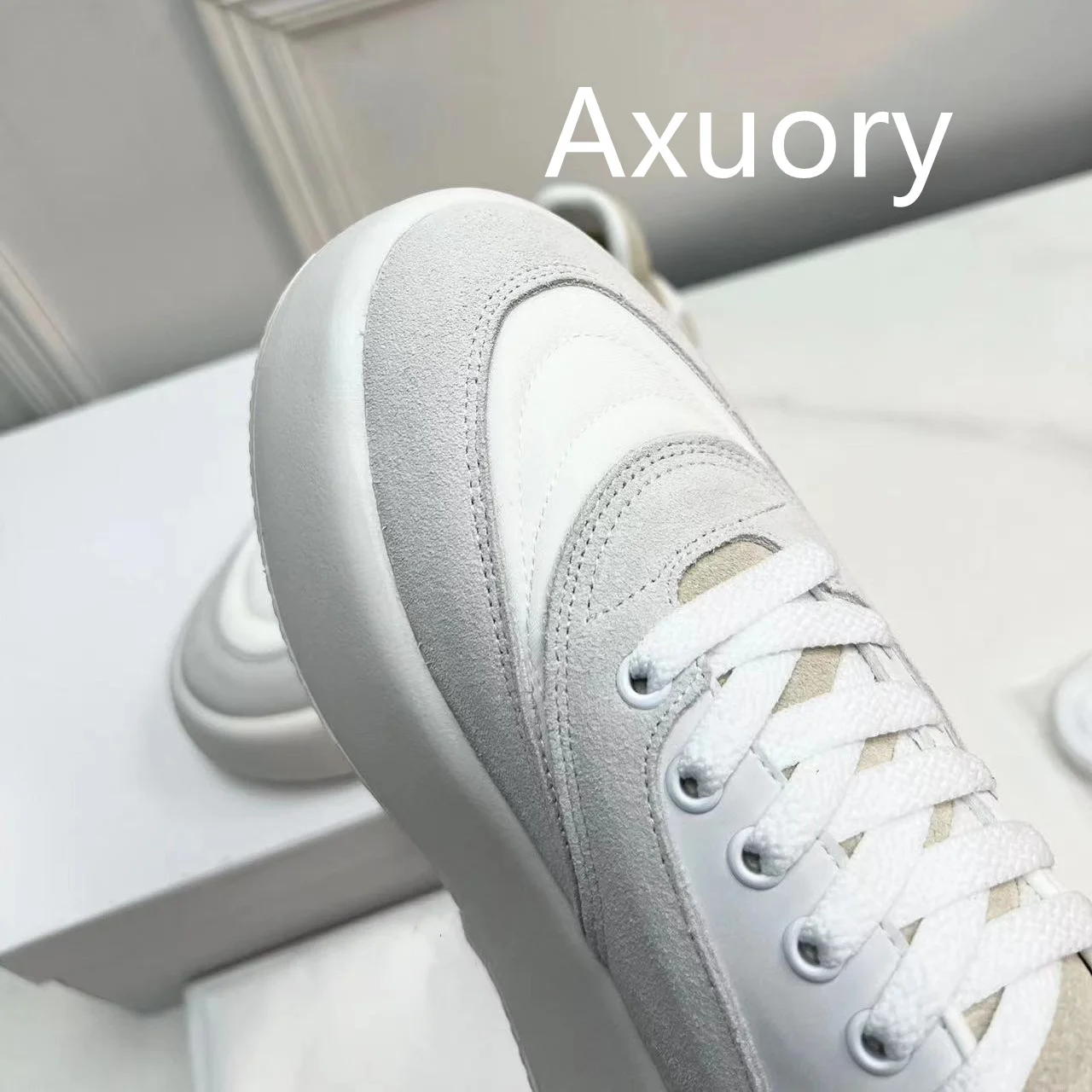 2023 Ladies Casual Shoes Mixed Color Thick sole anti slip sports shoes lace-up Cow suede material High Quality Daily Wear