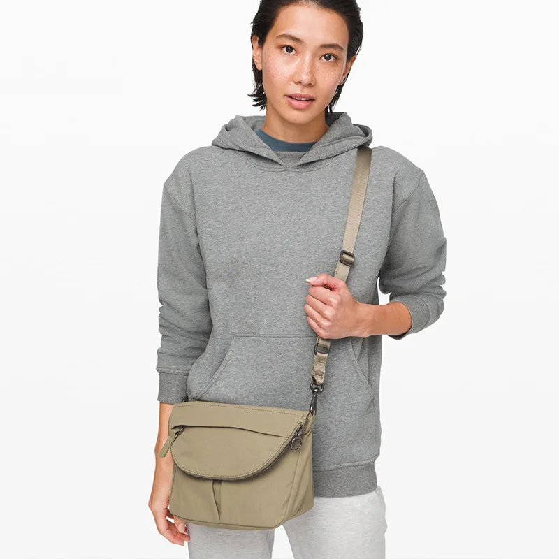 Lulu Slung Joker Bag 2022 New Female Ins Korean Female Dag Large Capacity Rylon Shoulder Bag