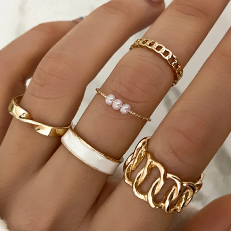 

Punk Hollow Chain Rings Set Korean Vintage Simple Geometric Pearl Knuckles Ring for Women Fashion Jewelry Party Gift 2022 New