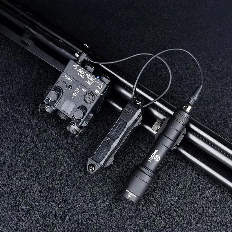 Tacitcal DBAL A2 Red Green Dot Laser Surefire M300 M600 Фонарик с двойным переключателем Набор Охота