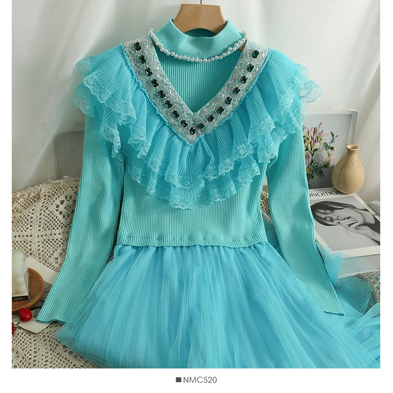 

Шикарное модное Сетчатое лоскутное платье Hikigawa с оборками, вышитое бисером, с V-образным вырезом, с лямкой на шее, Осеннее облегающее трикота...